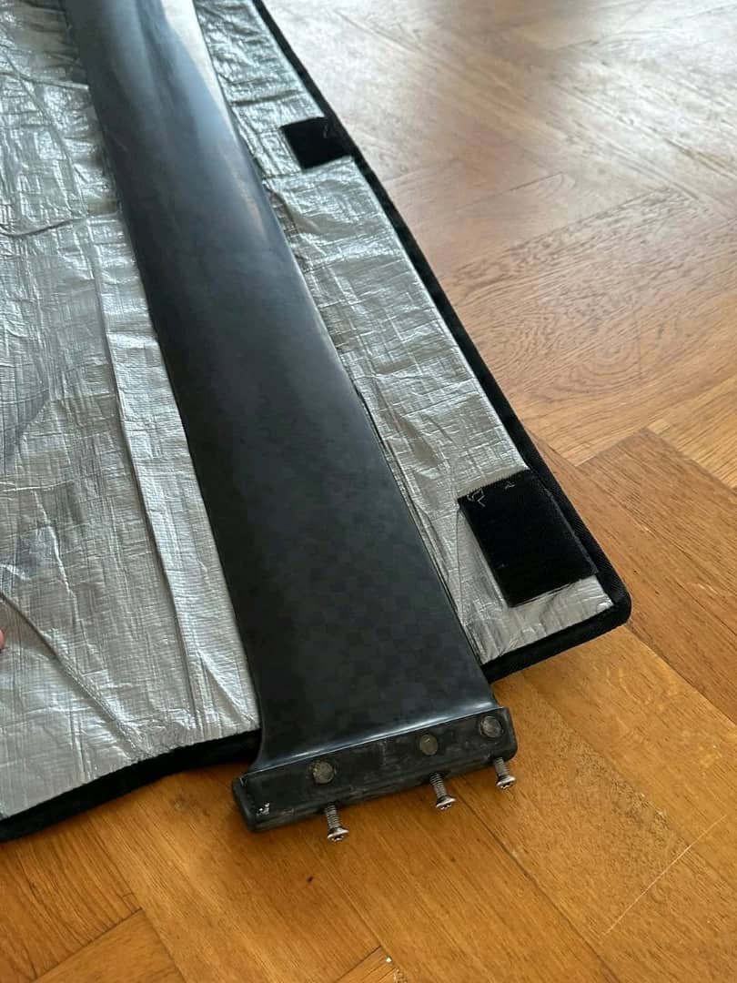 Gong Carbon Mast HM 107 V2