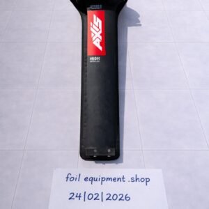 Axis foil mast